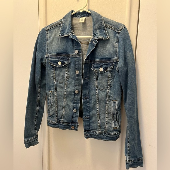Women’s H&M Jean jacket - Picture 1 of 3